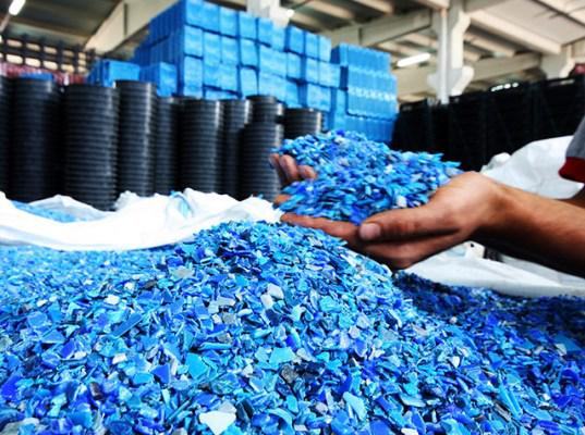 Aplikasi Pengurusan Persekitaran Sisa Plastik Kitar Semula Dibenamkan Dengan Tag RFID Tong Sampah